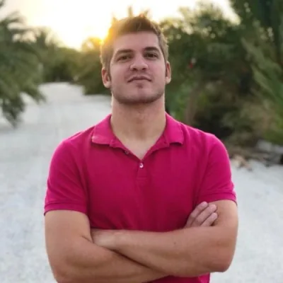Jonatan Pradas Navarro, redactor